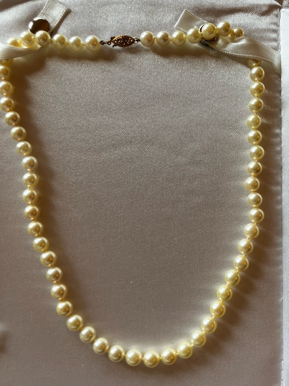 Akoya Classic Japanese Cultured Pearl Necklace - Elegant Women's Jewelry
